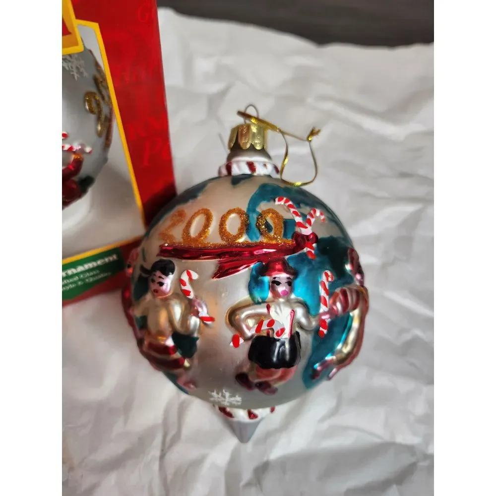 Vintage‎ Toys R Us Children Millennium Christmas Ornament 2000 Glass
